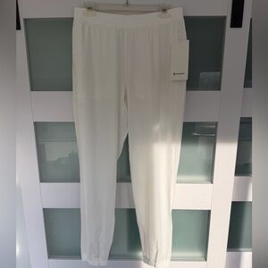 Lululemon White Adapted State perforated HR jogger